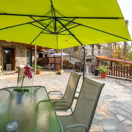 Pinecone - 3 Units Apartamento