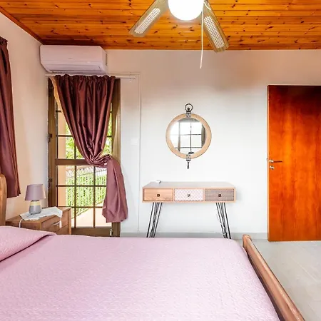 Apartament Pinecone - 3 Units Platres