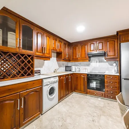 Pinecone - 3 Units Apartament