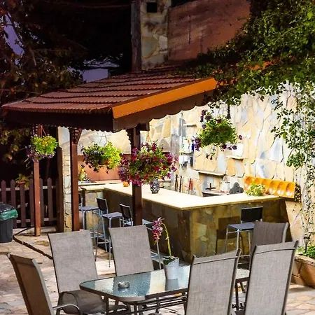 Apartamento Pinecone - 3 Units