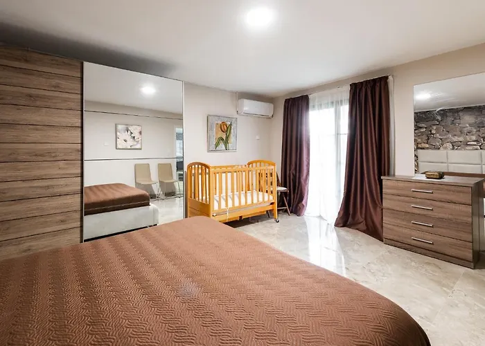 Pinecone - 3 Units * Платрес